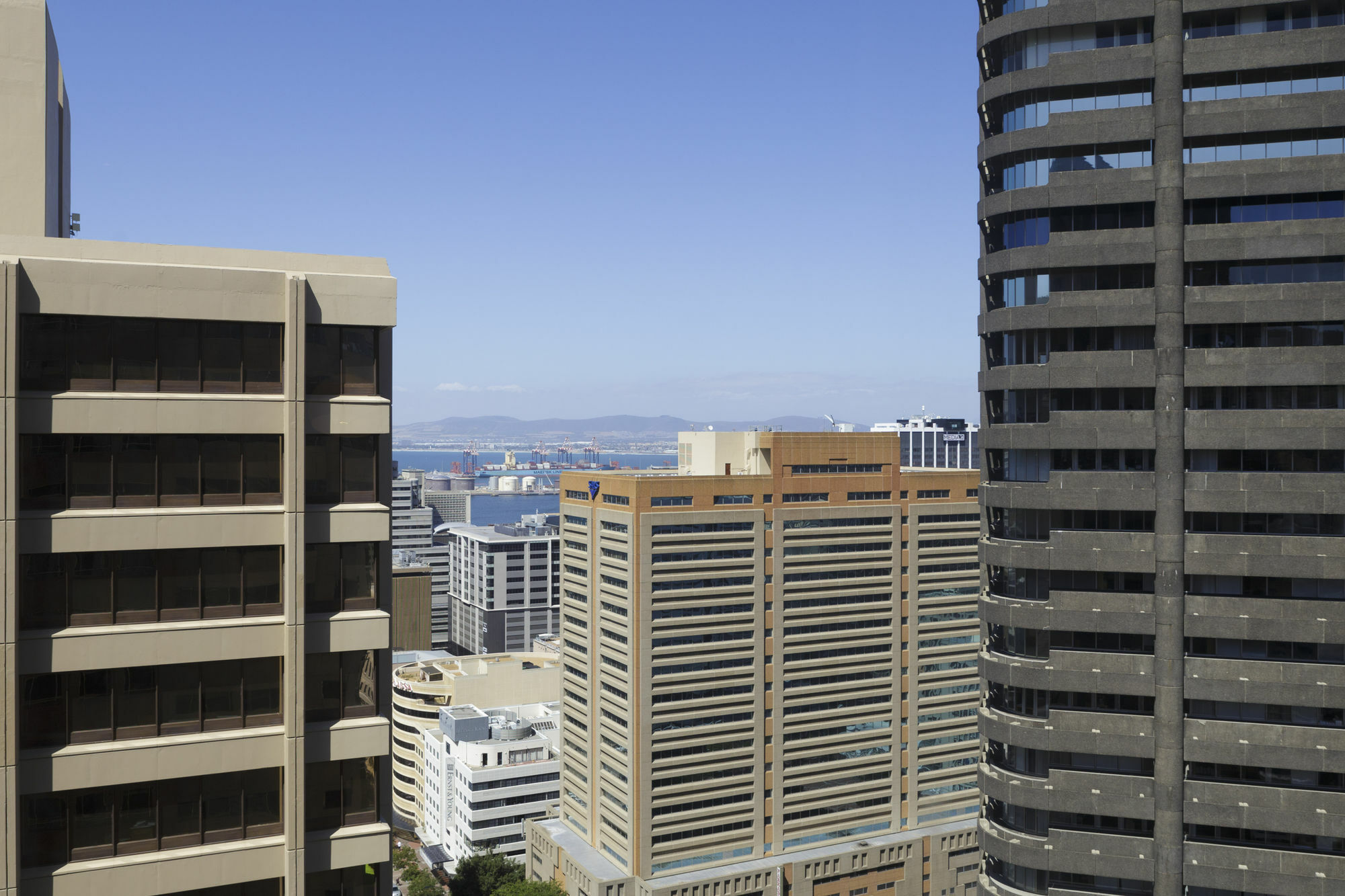 Triangle Luxury Suites By Totalstay Cape Town Exterior photo